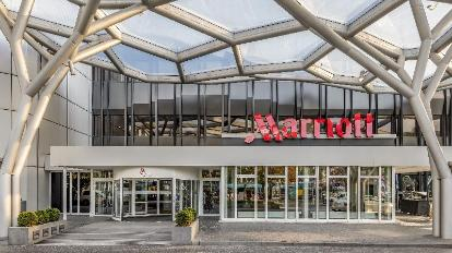 Marriott Frankfurt Entrance